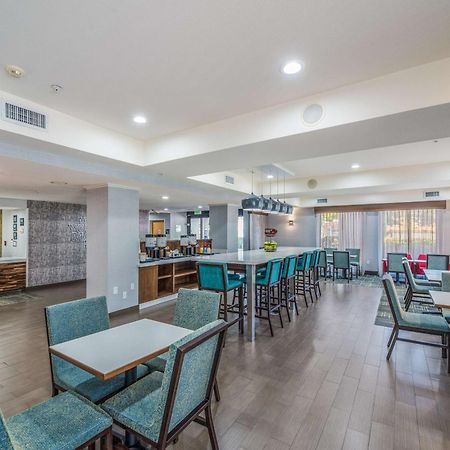 Hampton Inn Oakland-Hayward Exterior photo